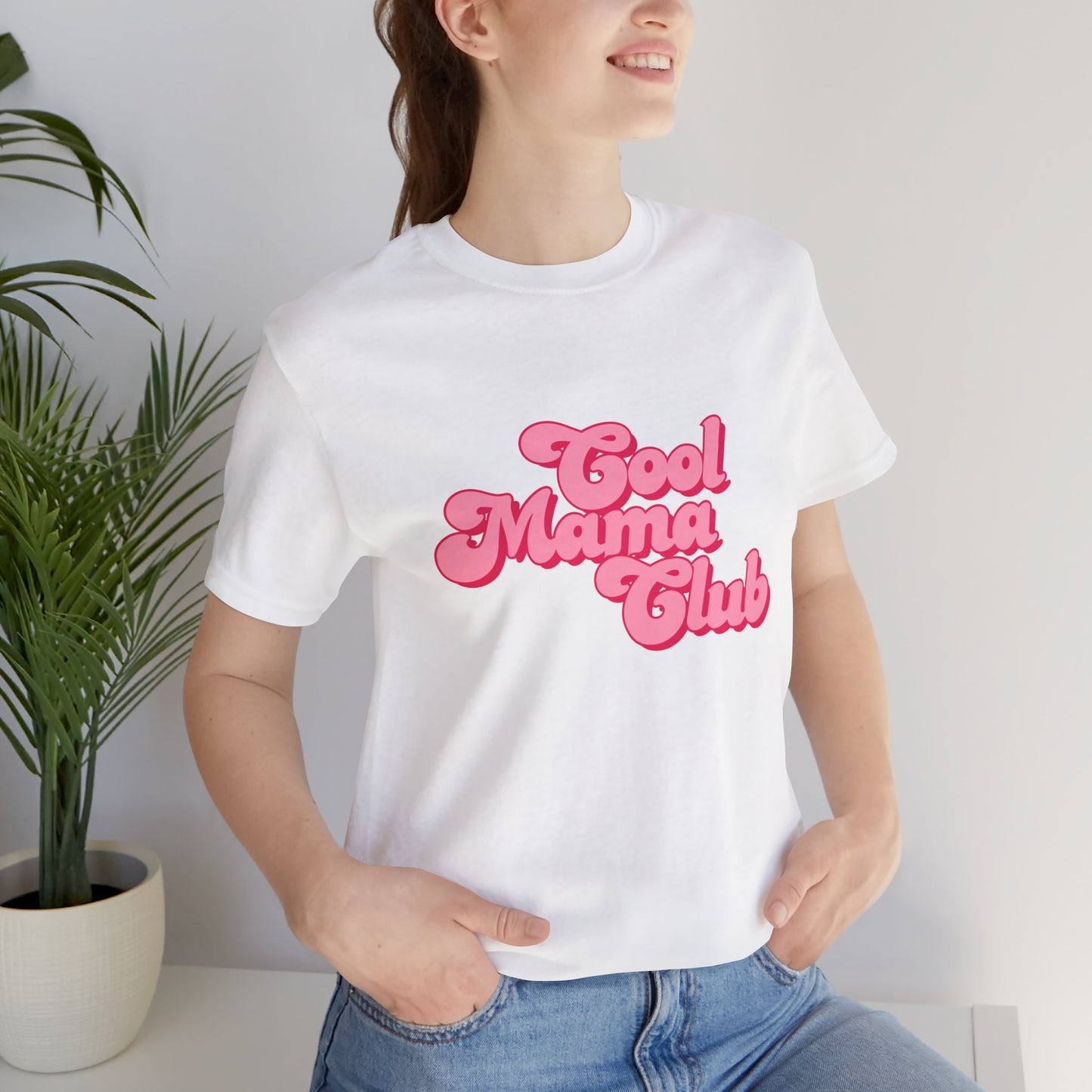 Cool Mama Club Tee — Retro Pink Graphic T-Shirt for Moms