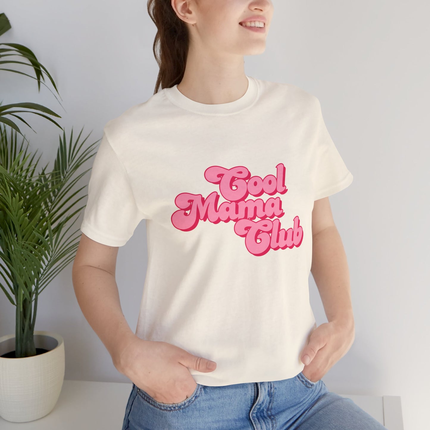 Cool Mama Club Tee — Retro Pink Graphic T-Shirt for Moms